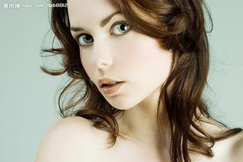 �Ƹ������˿�����Ƶ������ϵͳ��չ��������թ���г�ɾ�������ι���...